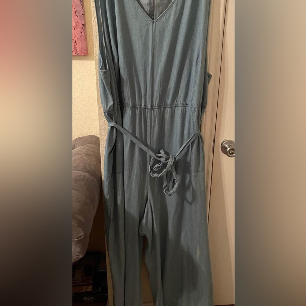 Plus Size Women’s long jumpsuit with pockets size 4X pre-owned